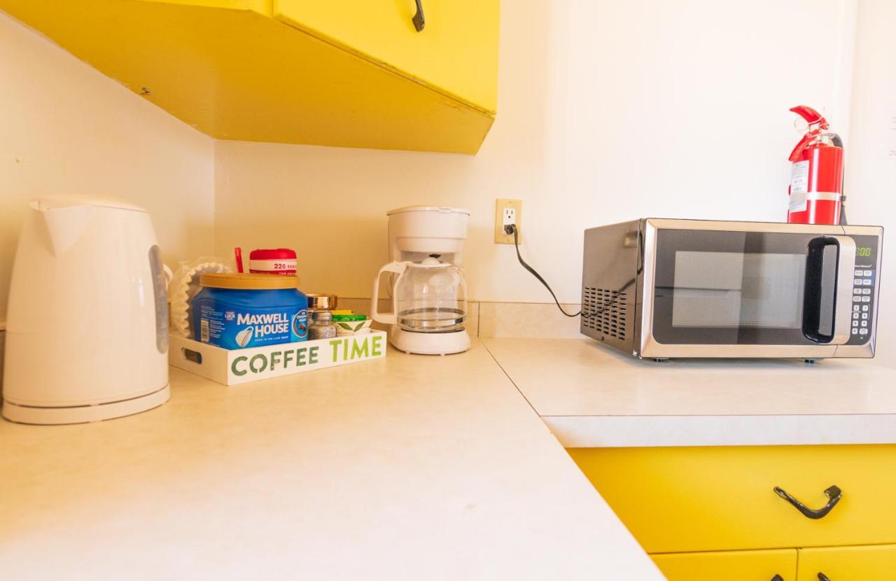 1 Or 3 Bedroom Apartment With Full Kitchen Page Exterior photo