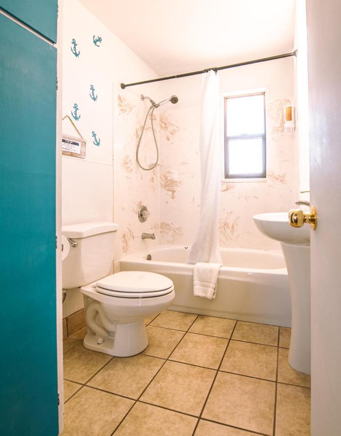 1 Or 3 Bedroom Apartment With Full Kitchen Page Exterior photo